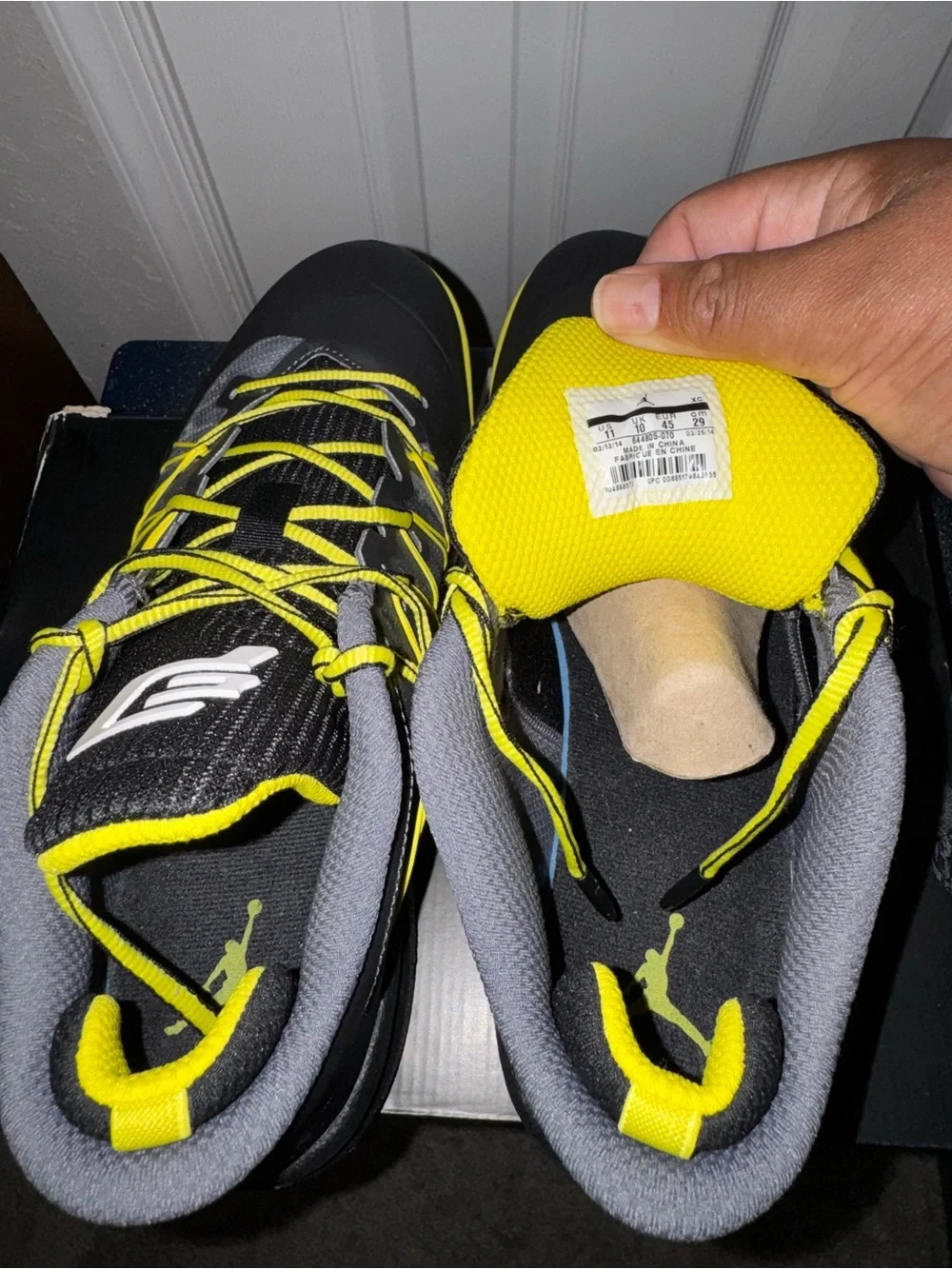 Jordan CP3.VII Sneakers Size 11 in dark grey, yellow and white